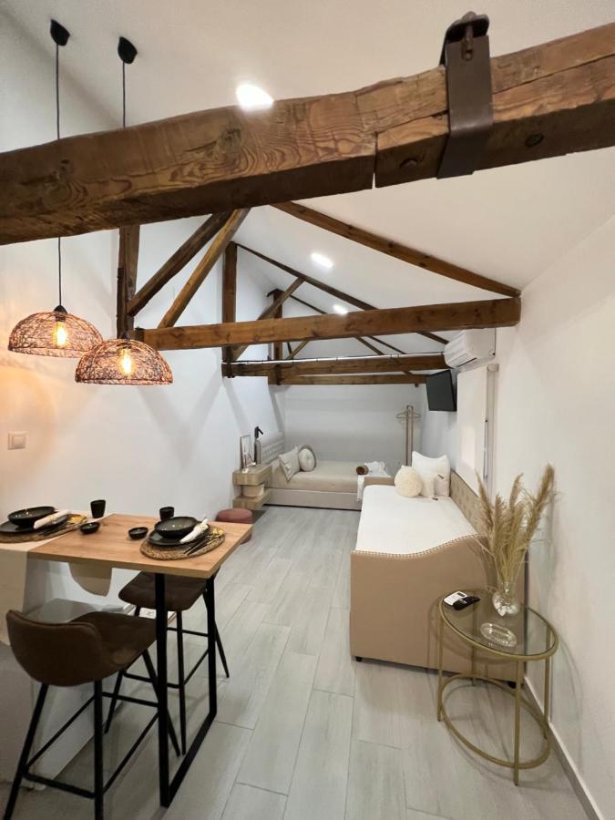 Suites Chic Cozy Herencia Екстериор снимка