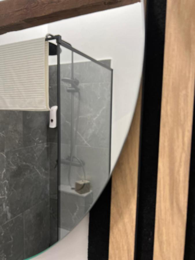 Suites Chic Cozy Herencia Екстериор снимка