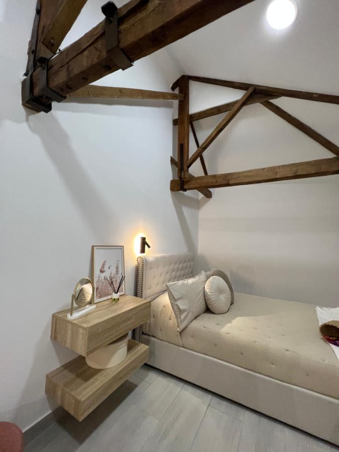 Suites Chic Cozy Herencia Екстериор снимка