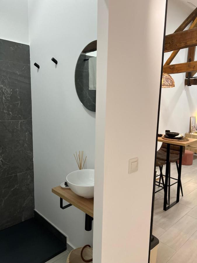 Suites Chic Cozy Herencia Екстериор снимка